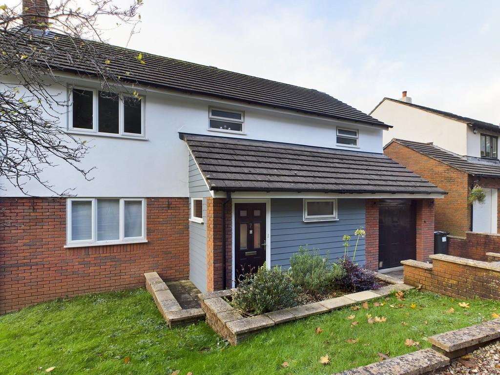 Bunting Close, Newton Abbot 4 bed detached house £395,000