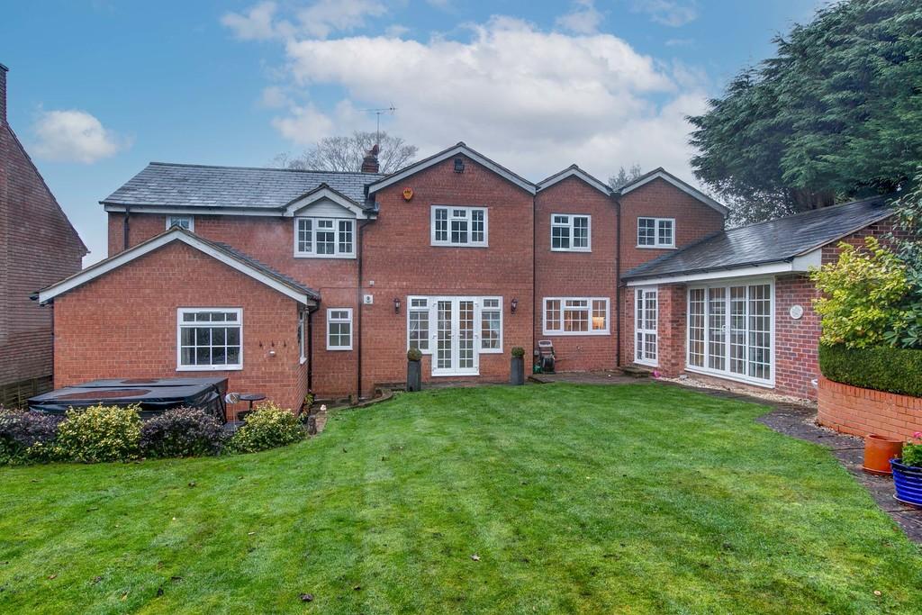 Ashley Cottage, Lickey Rock, Marlbrook, Bromsgrove, B60 1HF 5 bed