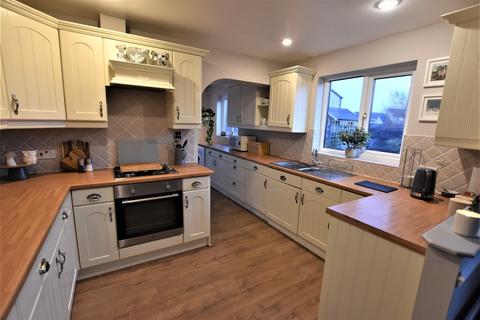 33 Turnstone Crescent, Askam-in-furness, LA16 7JT