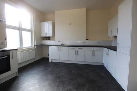 3 bedroom maisonette to rent, Portswood Avenue, Southampton