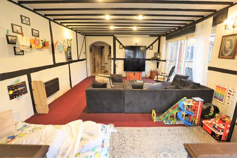 511 Uxbridge Road, Hayes, UB4 8HN