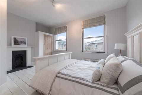 8 Romilly Road, London, N4 2QZ