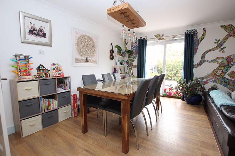 FIELD HOUSE ROAD, HUMBERSTON 4 bed detached house £385,000