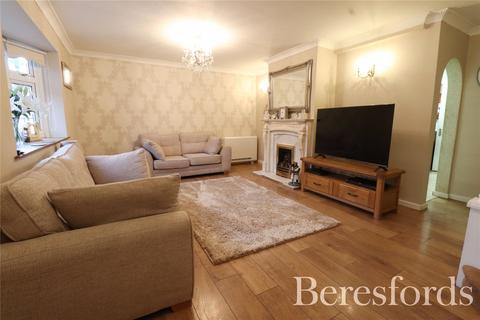 12 Derwent Way, Hornchurch, RM12 5HP
