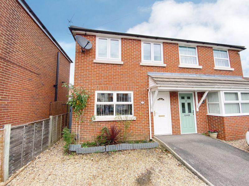 Hamilton Road, SO50 6AS 3 bed semidetached house £349,950