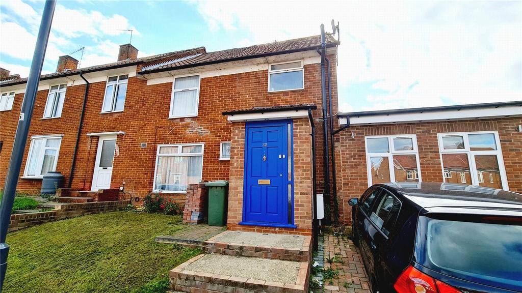 Westbere Drive, Stanmore, HA7 3 bed end of terrace house £1,800 pcm