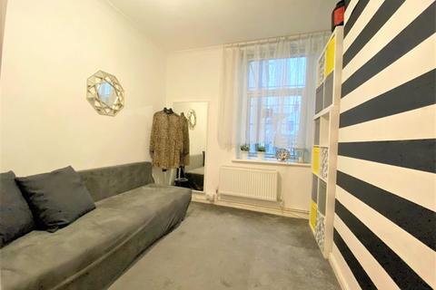 Ground Floor Flat, 125 Clare Road, Cardiff, CF11 6QR