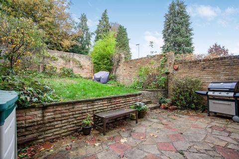 6 Park Meadow, Hatfield, AL9 5HA