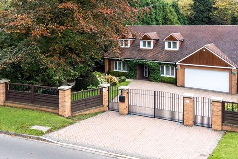 23 Blackroot Road, Sutton Coldfield, B74 2QP