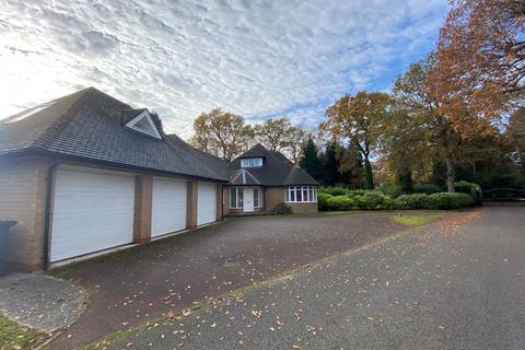 5 bedroom detached house for sale - Rosemary Drive, Little Aston Park, Sutton Coldfield, B74 3AG