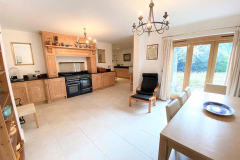 10 Rosemary Drive, Sutton Coldfield, B74 3AG