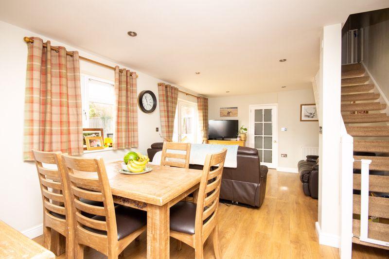 Palace Meadow, Chudleigh 2 bed end of terrace house £240,000