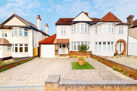 14 Highfield Drive, West Wickham, BR4 9NH
