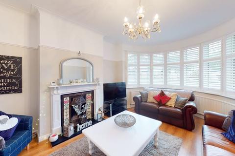 14 Highfield Drive, West Wickham, BR4 9NH