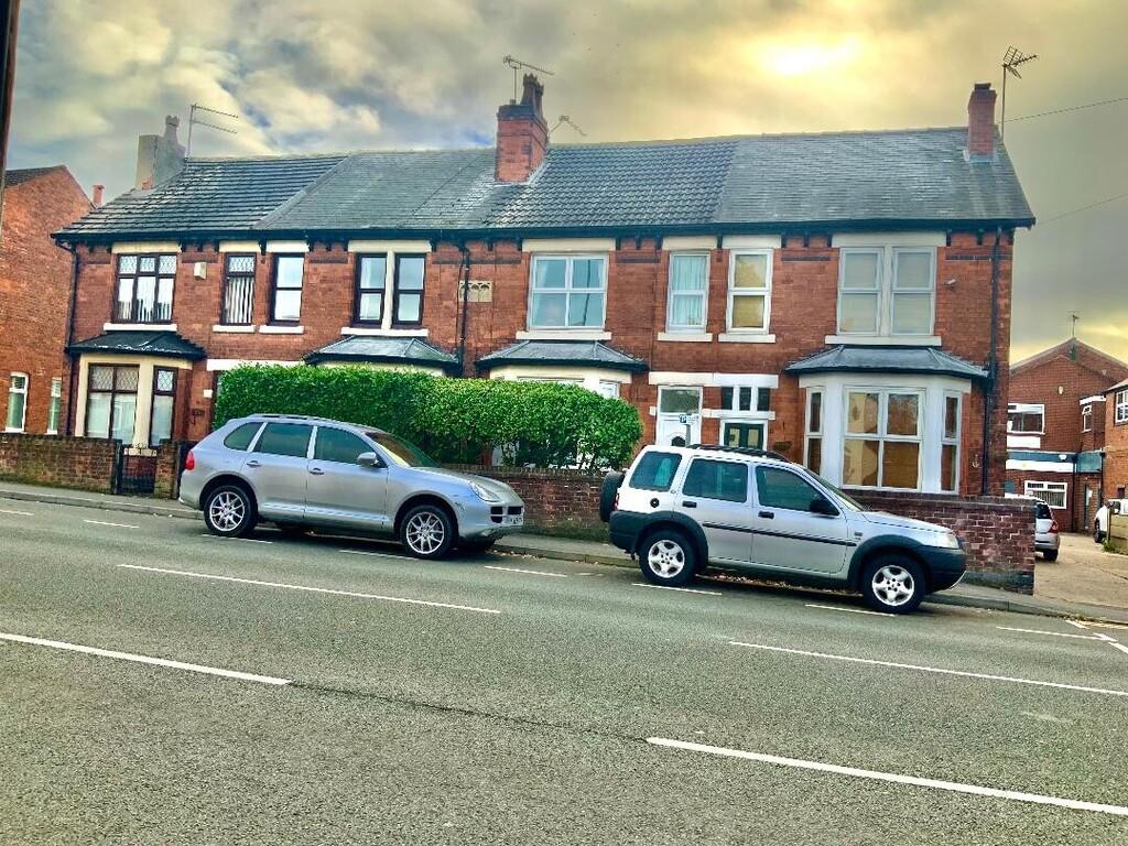 Diamond Avenue, Kirkby in Ashfield... 3 bed terraced house £150,000