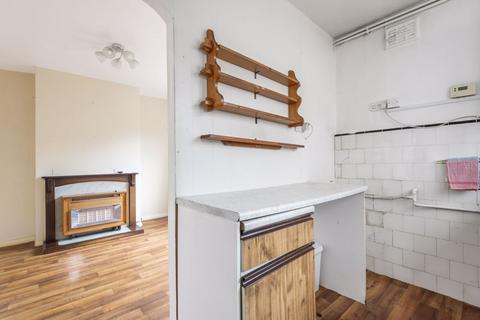 136 Banstead Road, Caterham, CR3 5QF
