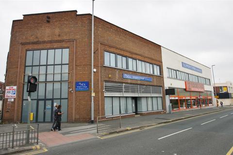 Office to rent, Regent Street, Leeds