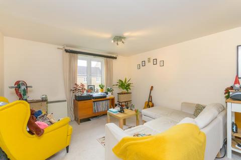 82 Bristol South End, Bristol, BS3 5BJ