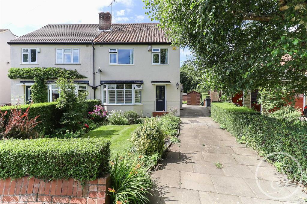 Holywell Lane, Shadwell, Leeds 3 bed semidetached house £380,000