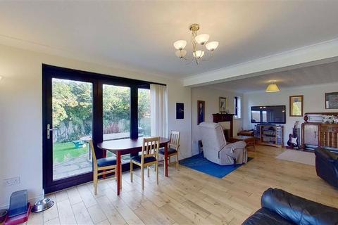 5 bedroom detached house for sale - Thorwold Place, Loughton, Milton Keynes, Bucks