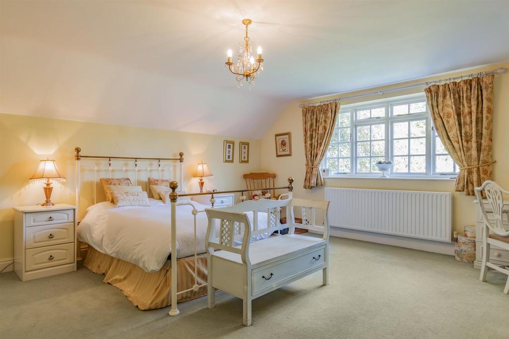 8483294-interior15.jpg