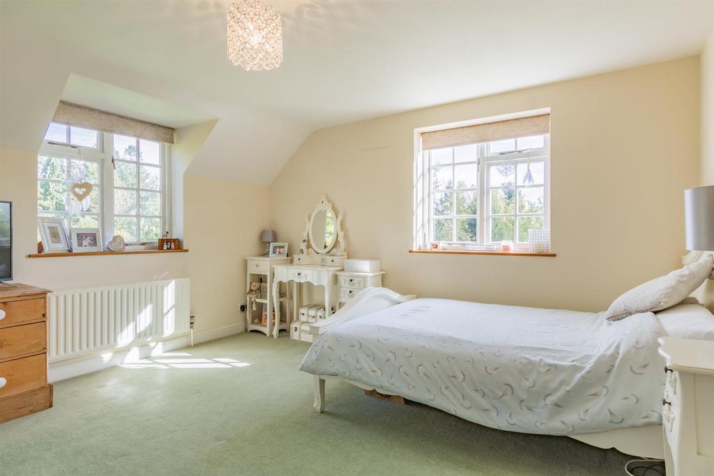 8483294-interior23.jpg