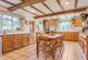 8483294-interior02.jpg