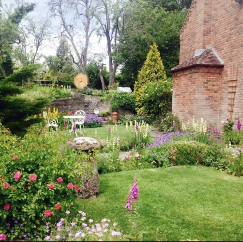 Garden 2.png