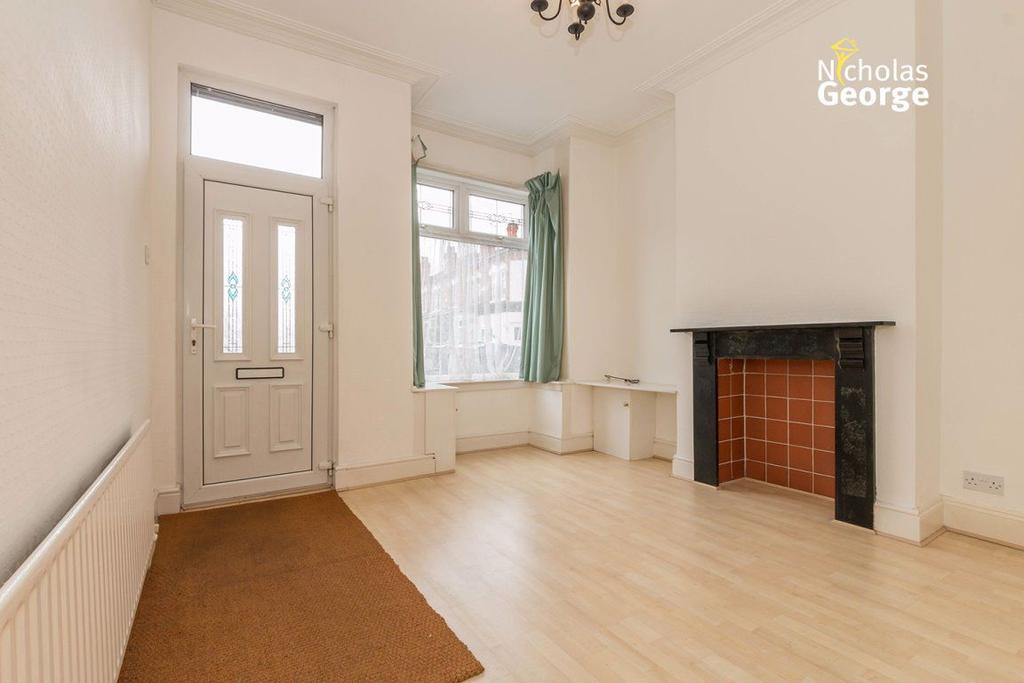 Highbury Road, Kings Heath, B14 7QN 2 bed house £795 pcm (£183 pw)