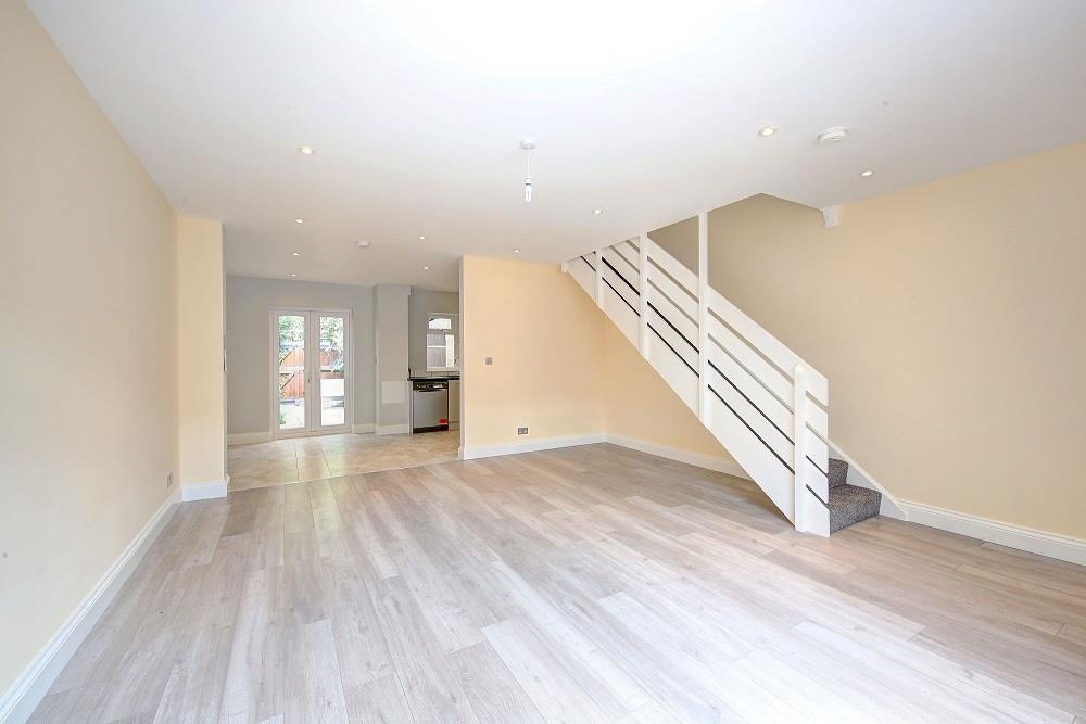 Penwith Rd Earlsfield London 4 bed terraced house £825,000