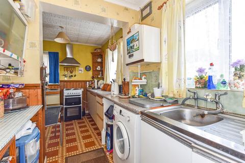 26 Fairfield, Whitchurch, RG28 7ES