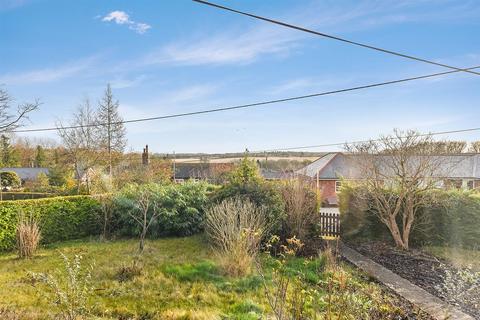 3 Elm Road, Overton, Basingstoke, RG25 3JJ