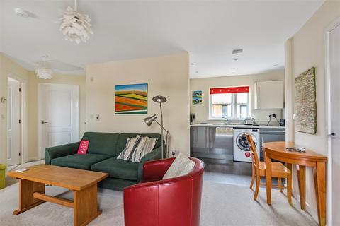 10 Longstem Drive, Dartington, Totnes, TQ9 6FS