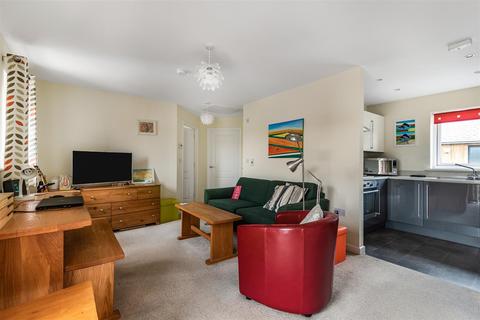10 Longstem Drive, Dartington, Totnes, TQ9 6FS