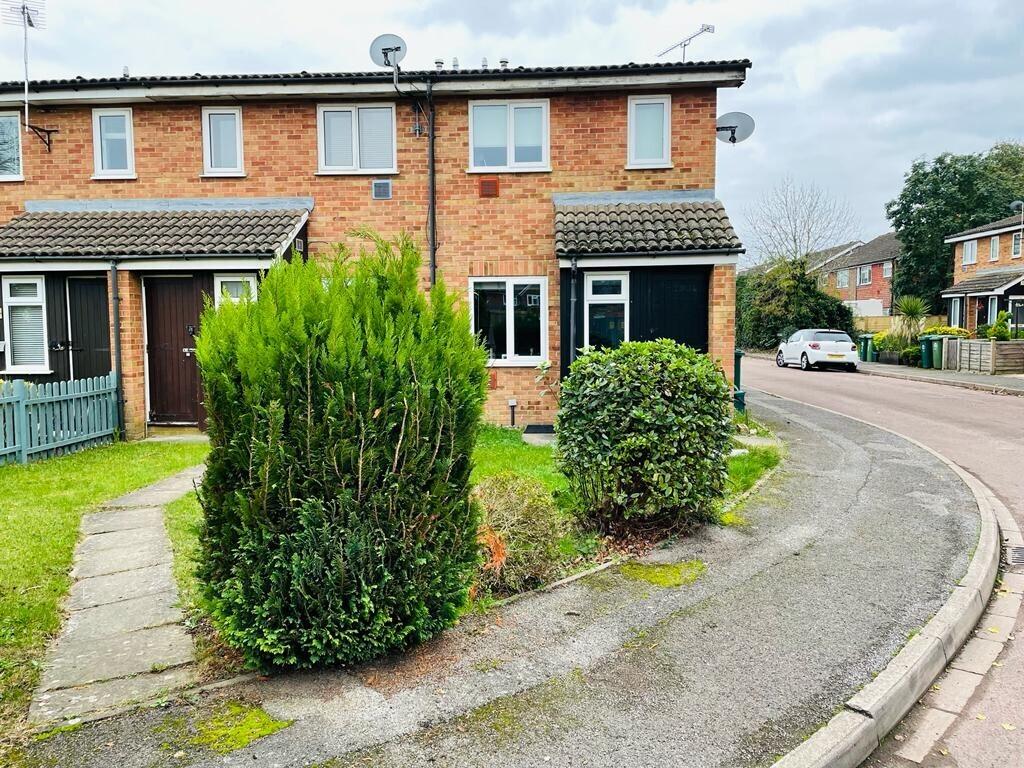 Shellfield Close,Stanwell Moor,Staines Upon Thames,TW19 1 bed terraced