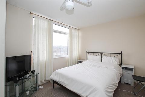 26 Railway Square, Brentwood, CM14 4LN