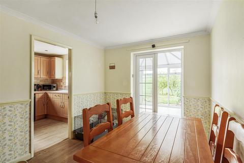 8 Middlefield Close, Weaverthorpe, Malton, YO17 8EJ