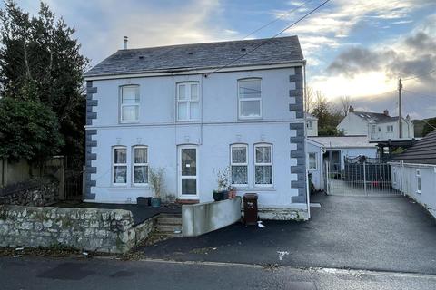 1 Roche Road, Bugle, St Austell, PL26 8PL