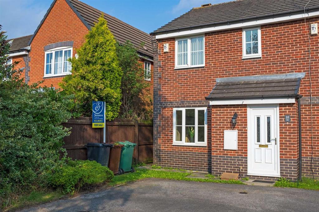Mead Road, Leeds 3 bed end of terrace house £245,000