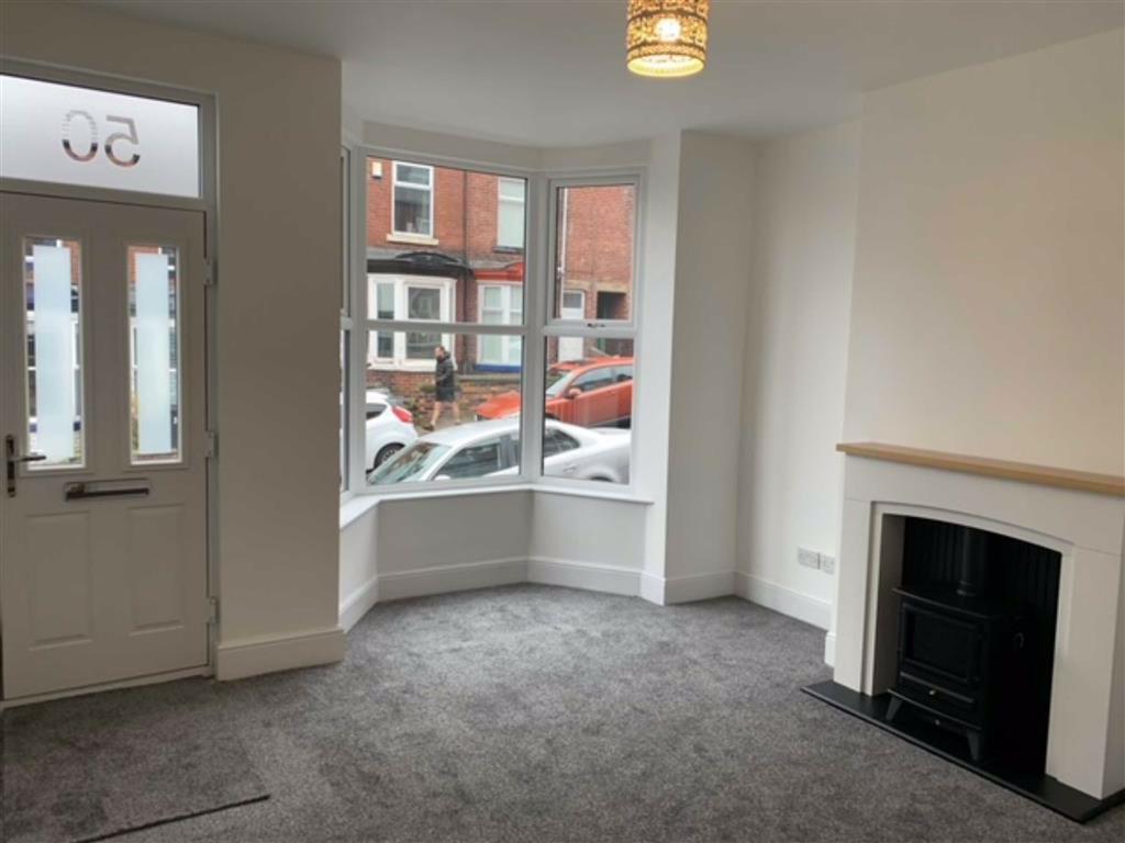 Hunter Hill Road, Sheffield, S11 3 bed terraced house £1,100 pcm (£