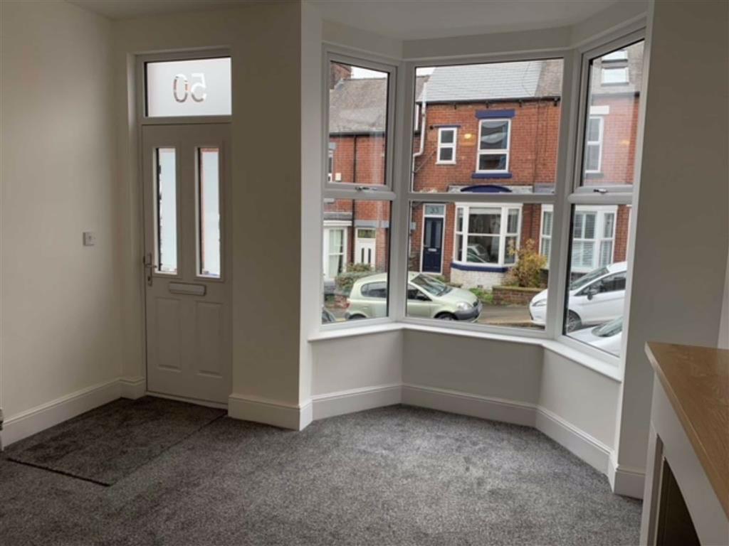 Hunter Hill Road, Sheffield, S11 3 bed terraced house £1,100 pcm (£