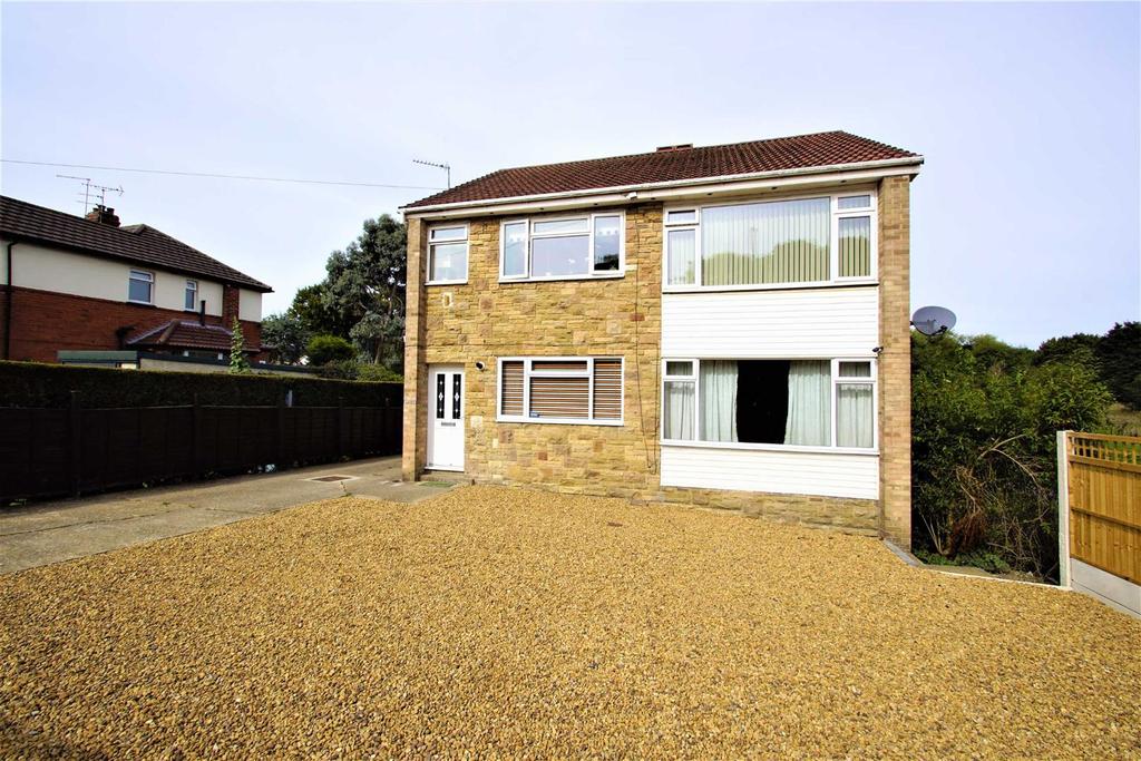 Barwick Road, Leeds 2 bed flat £180,000