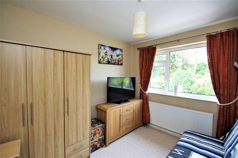 89 Barwick Road, Leeds, LS15 8SP