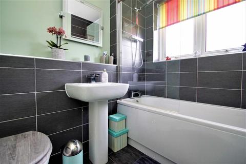 89 Barwick Road, Leeds, LS15 8SP