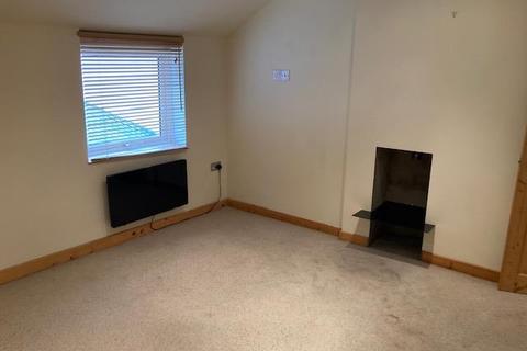 6 Arenig Row, Bala, LL23 7AJ