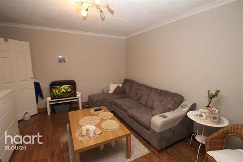 2 bedroom apartment to rent, Mallard Drive, SLOUGH