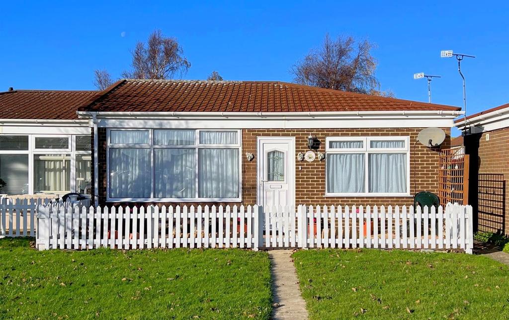 Viking Way, Eastbourne 2 bed semidetached bungalow £215,000