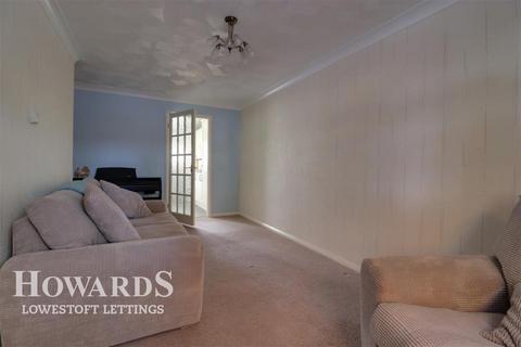 2 bedroom terraced house to rent, Avondale Road, Lowestoft