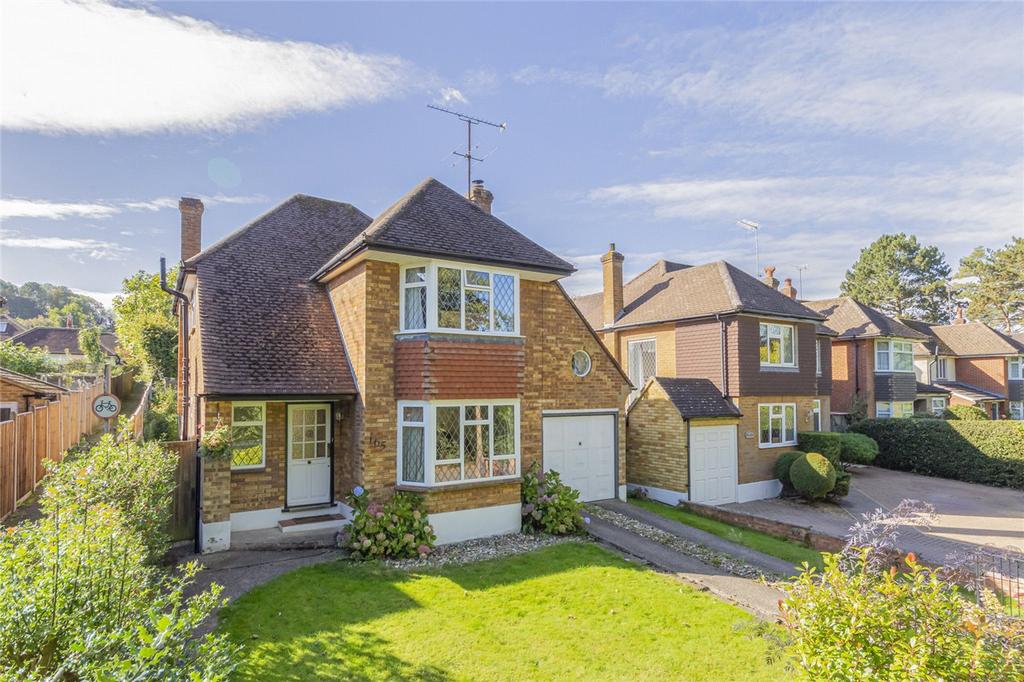 High Street South, Northchurch, Berkhamsted 3 bed detached house £850,000