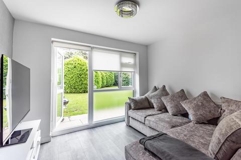Flat 1, Fontaine Court, 1 Hayne Road, Beckenham, BR3 4HY